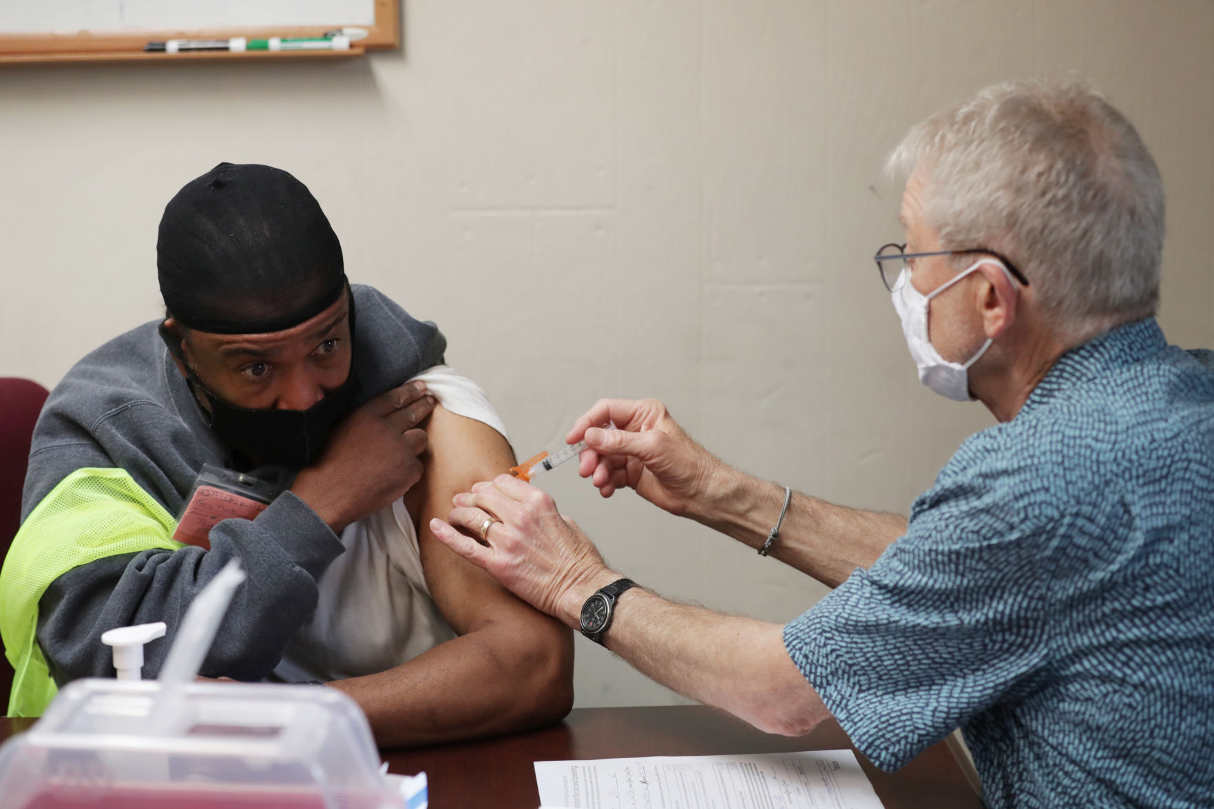 Hanson vaccinating Merritt